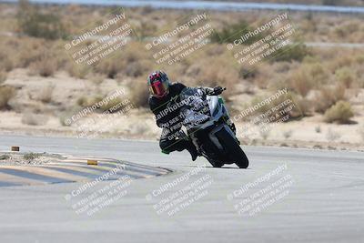 media/Oct-02-2025-Racers Edge (Thu) [[2c91cb6ab3]]/3-B Group/Session 3-Turn 16 (12pm)/